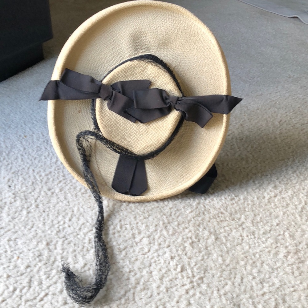 Ladies Vintage lined Straw Cartwheel Flat Platter Saucer Hat possibly 1940’s